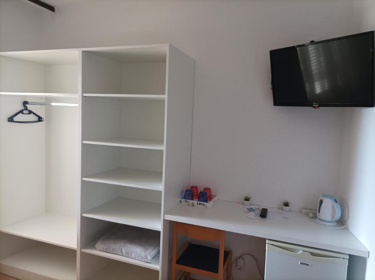 أوميس Villa Ljetni San المظهر الخارجي الصورة